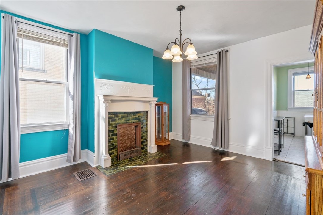 73 Mcmunn Ave