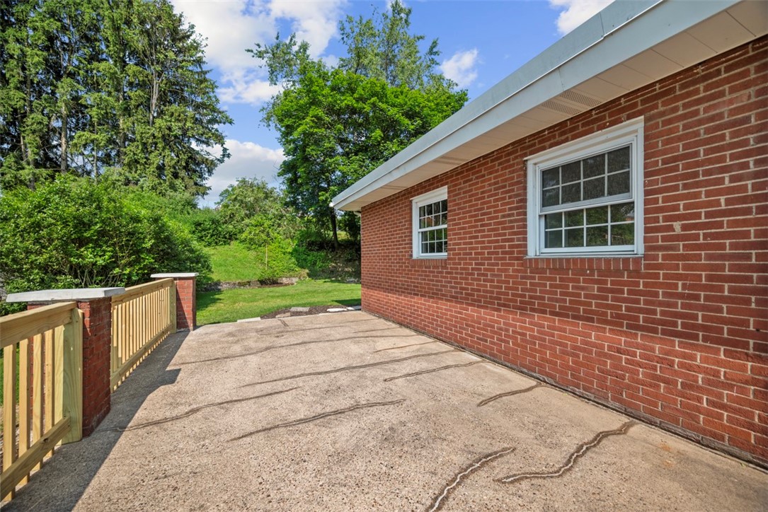 162 E Wedgewood Drive