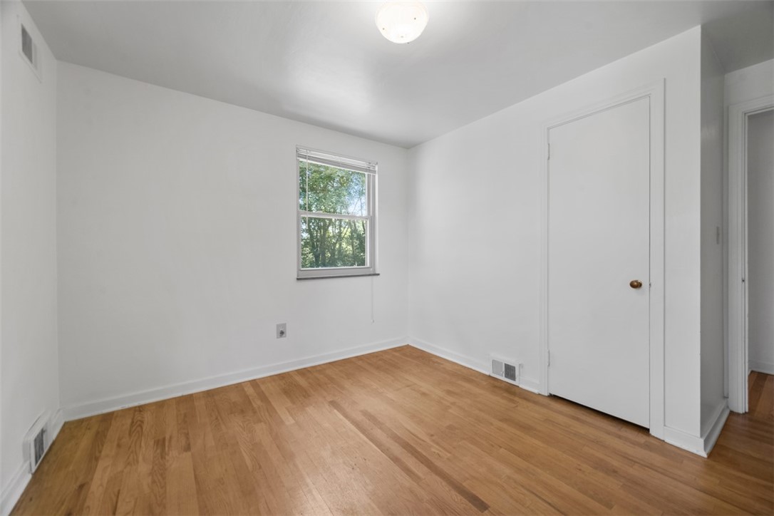 819 Rosalind Road