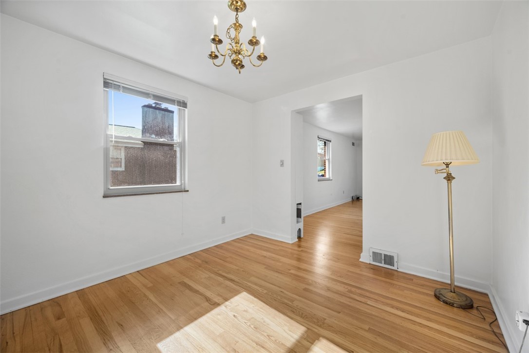 819 Rosalind Road