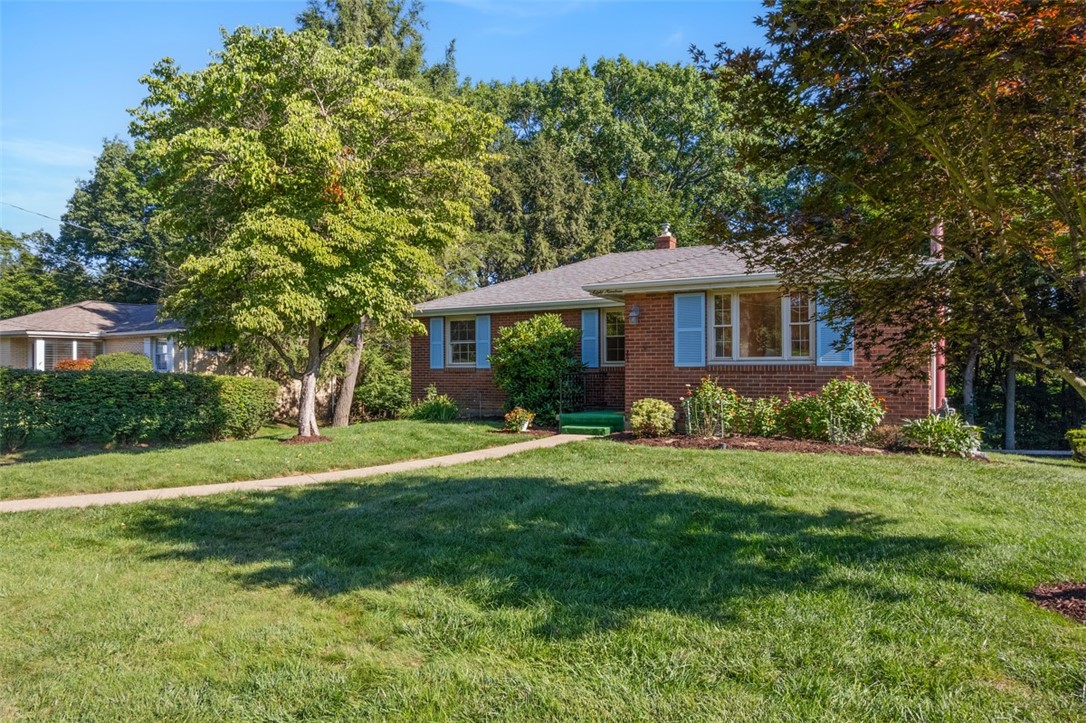 819 Rosalind Road