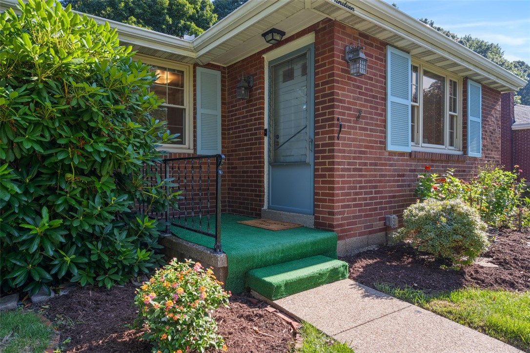 819 Rosalind Road