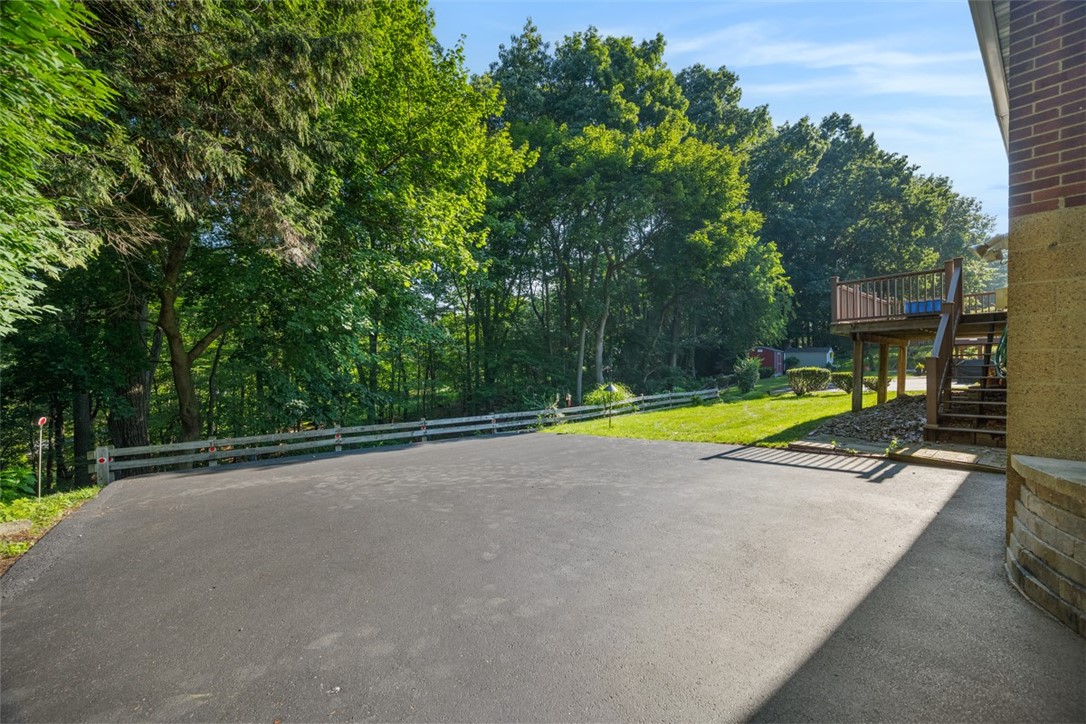 819 Rosalind Road