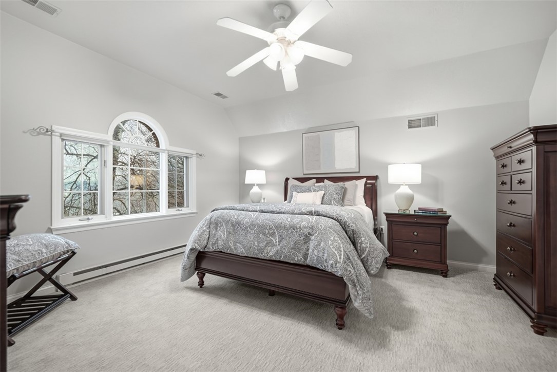 1062 West Grove Court