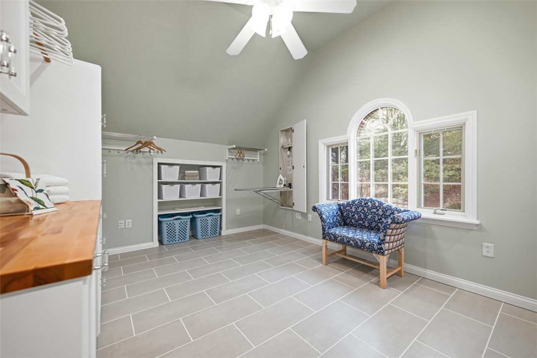 1062 West Grove Court