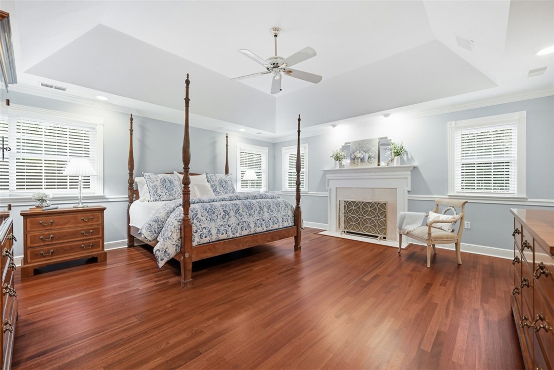 1062 West Grove Court