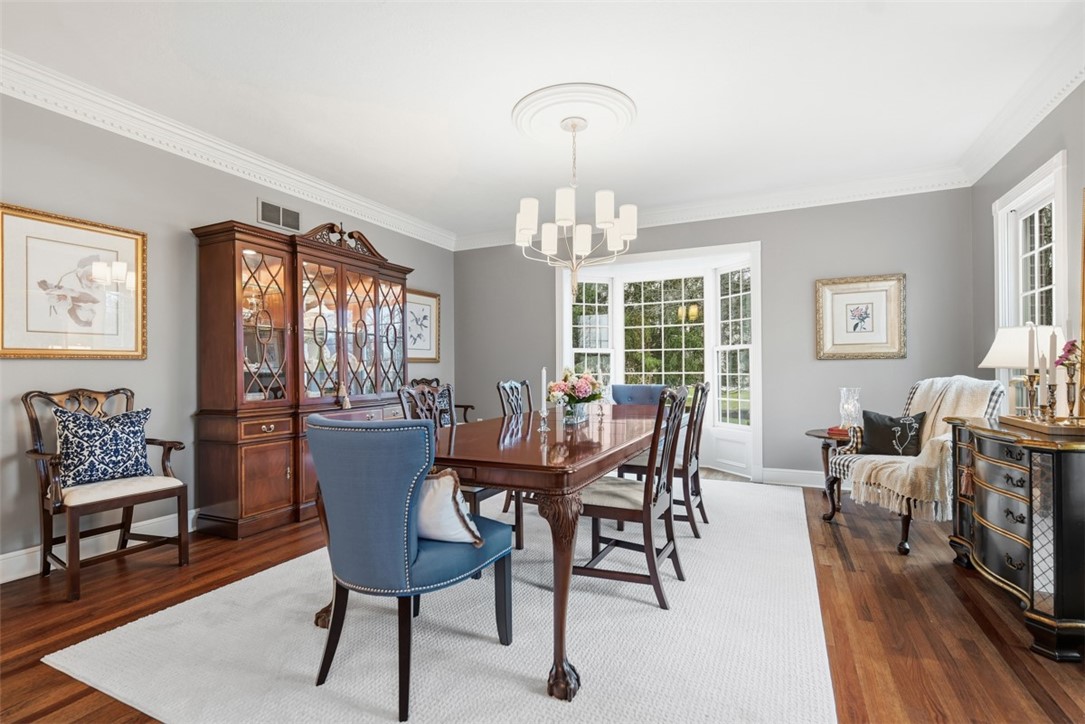 1062 West Grove Court