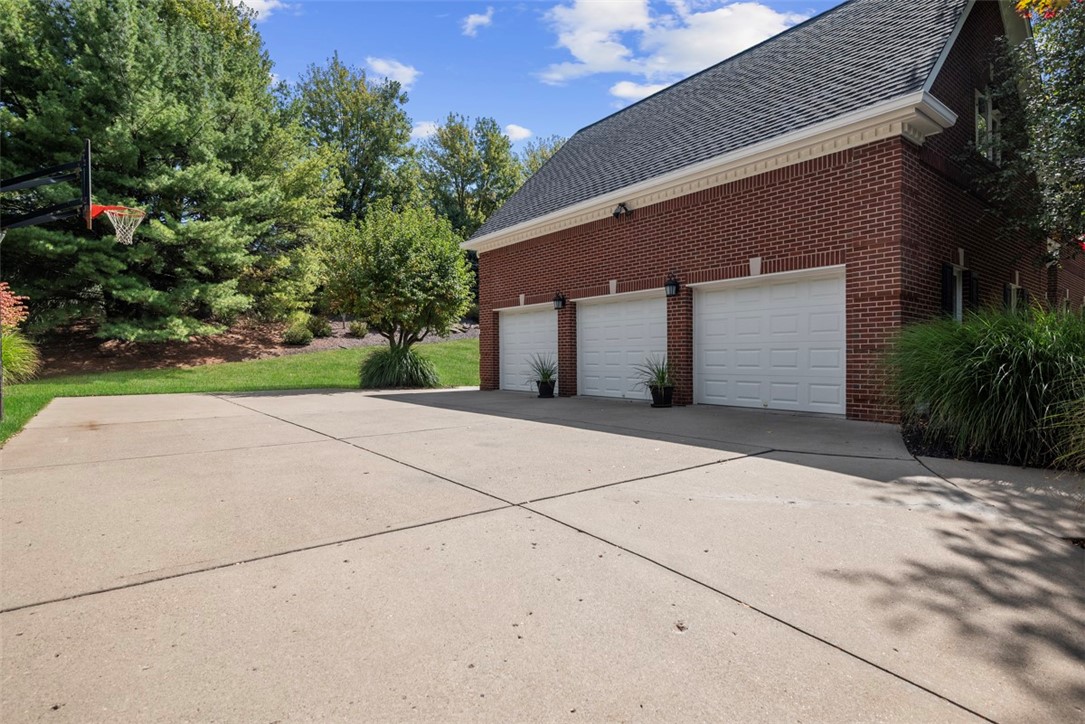 1062 West Grove Court