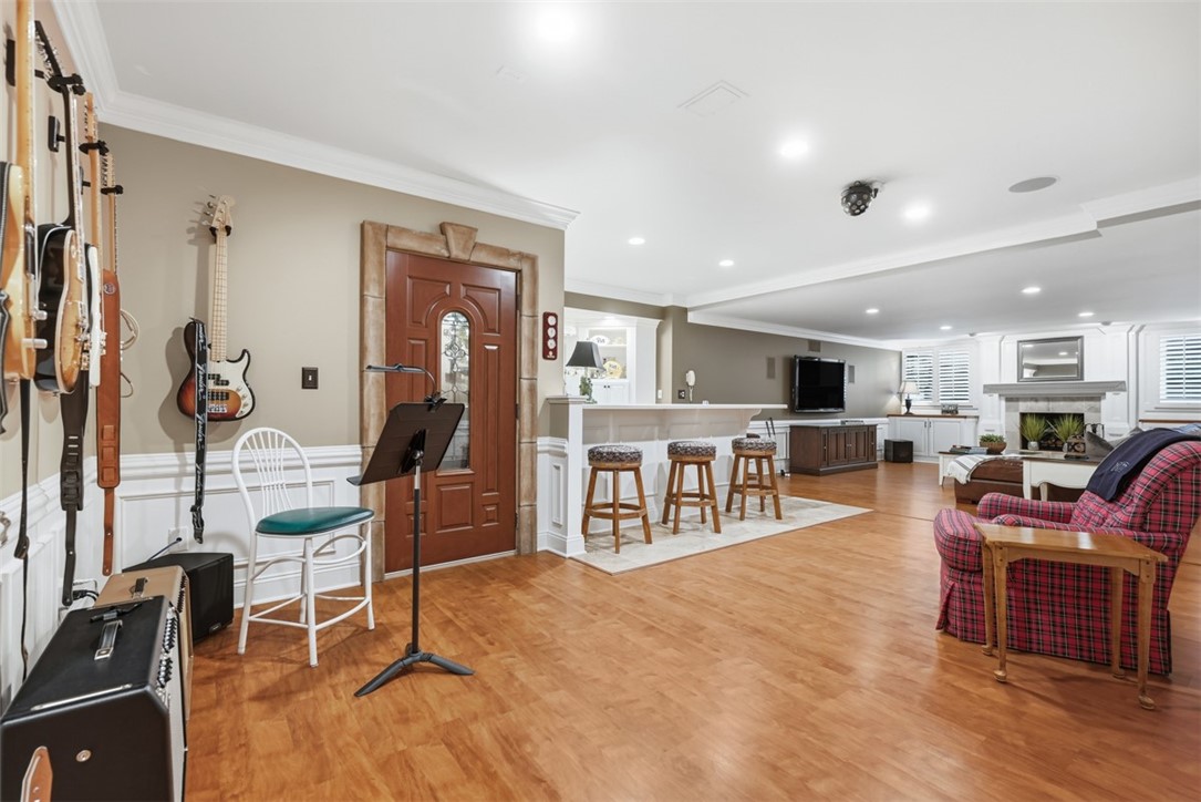 1062 West Grove Court