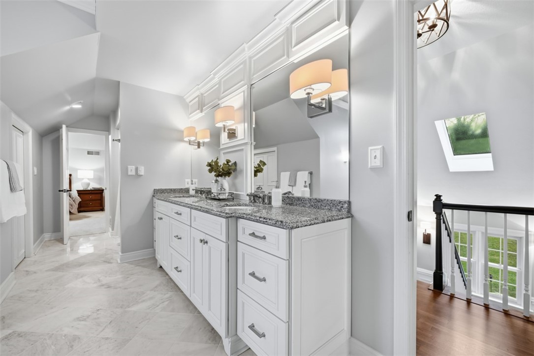 1062 West Grove Court