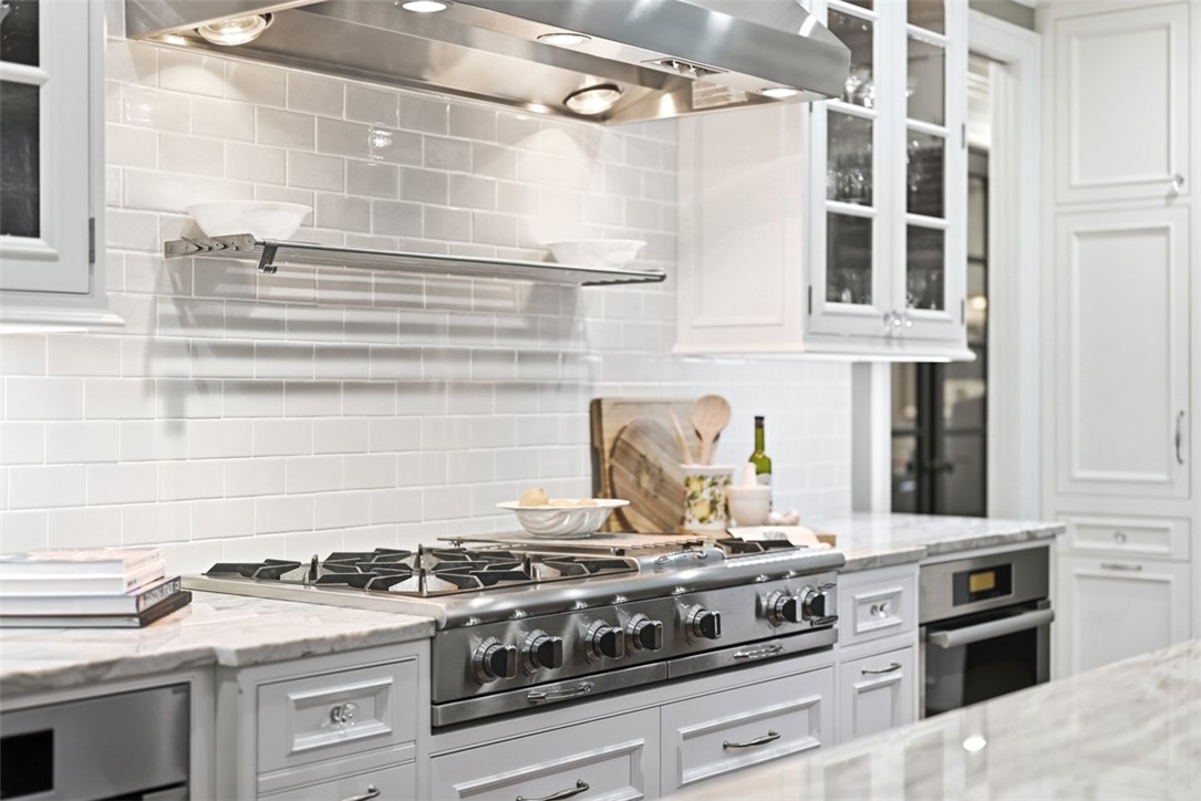 1062 West Grove Court