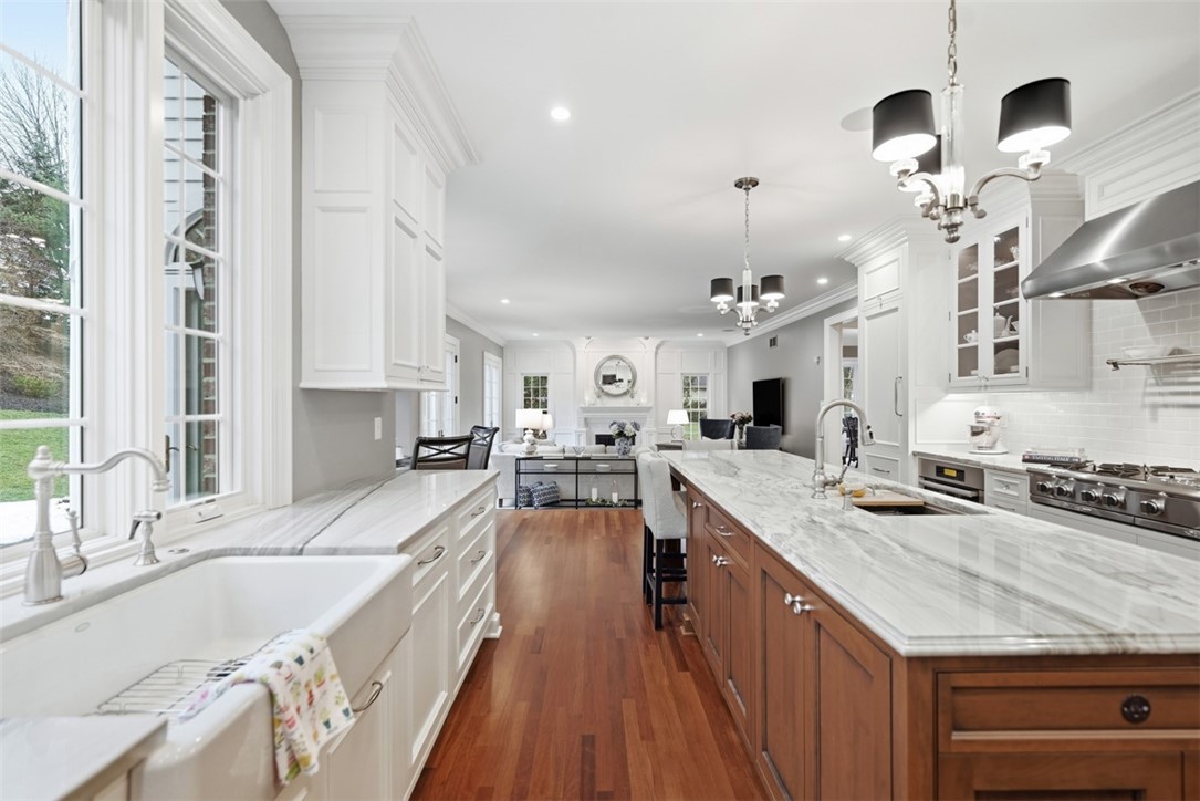 1062 West Grove Court