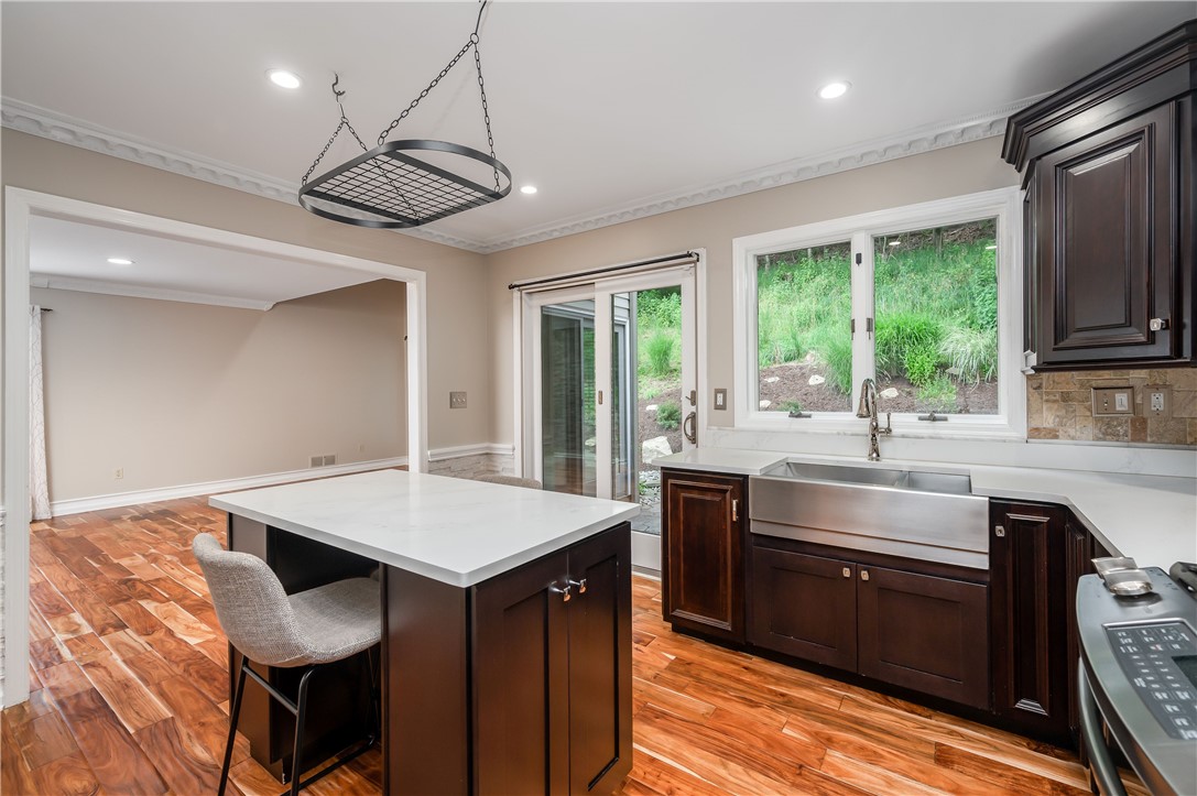 2217 Huntington Court N