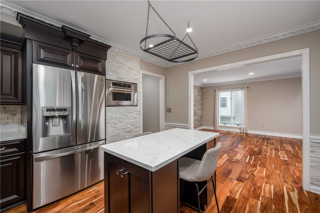 2217 Huntington Court N