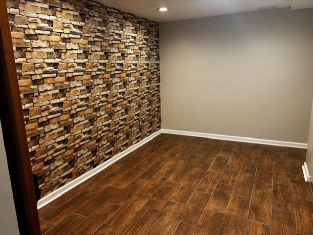 2217 Huntington Court N