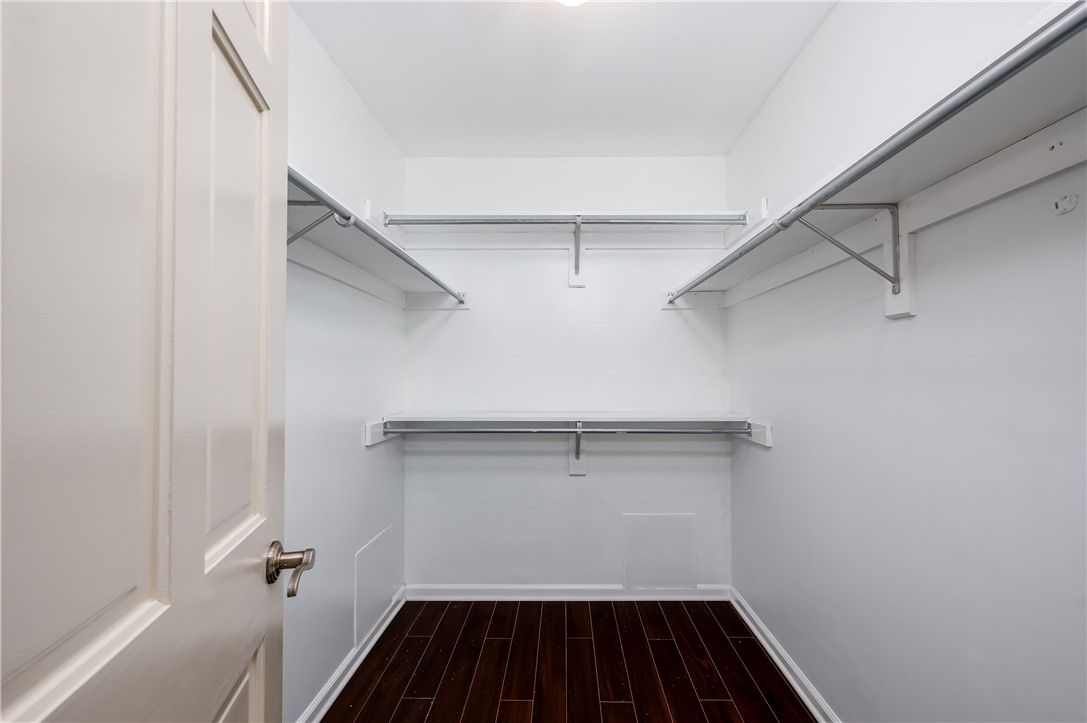 2217 Huntington Court N