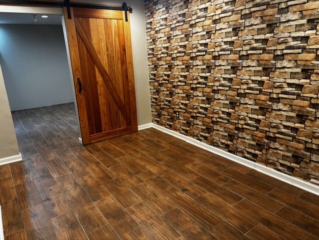 2217 Huntington Court N