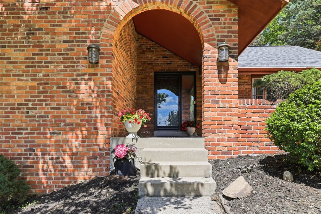 2483 Southvue Drive