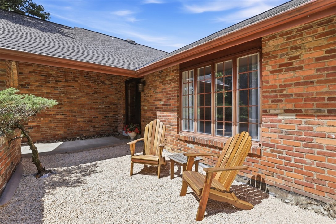 2483 Southvue Drive