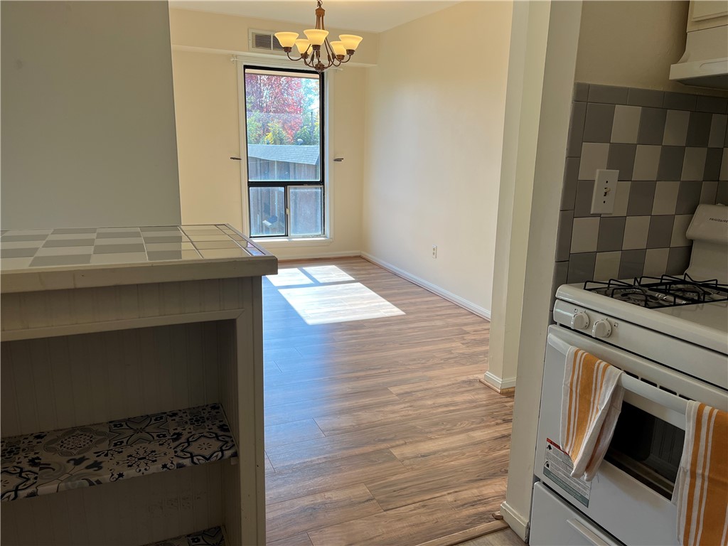 1000 College Park Dr 9