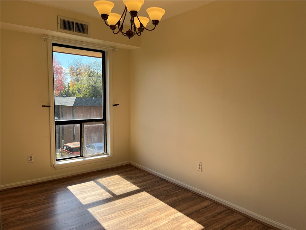 1000 College Park Dr 9