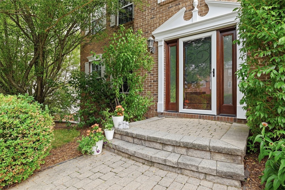 213 MacDuff Court