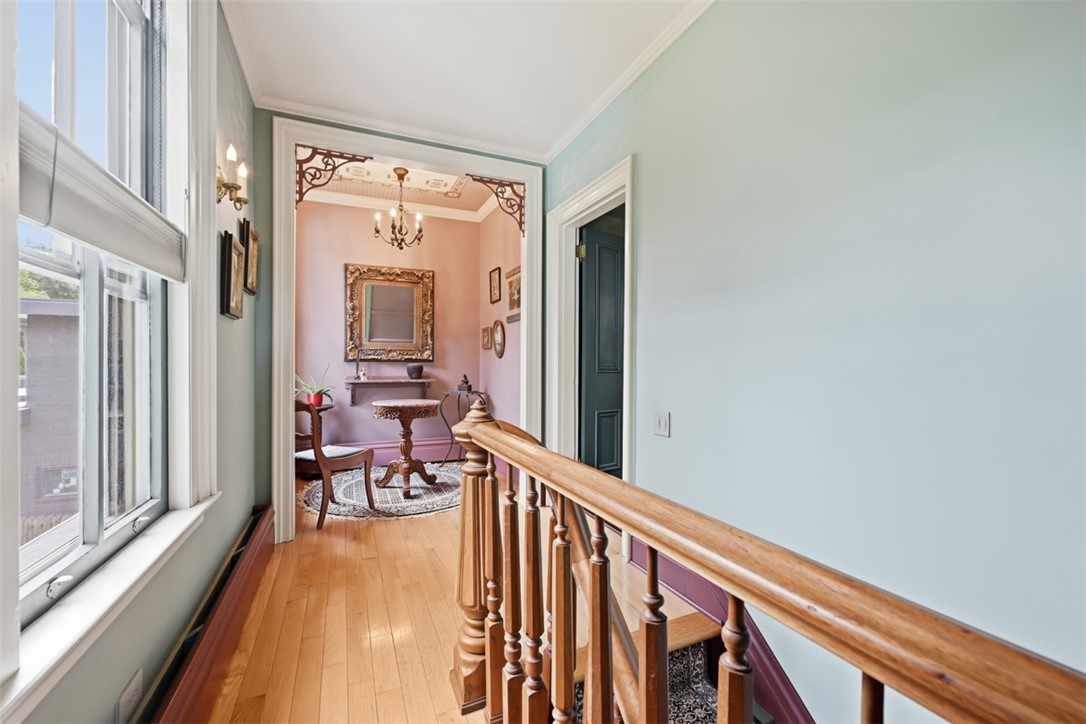 402 Peebles Street