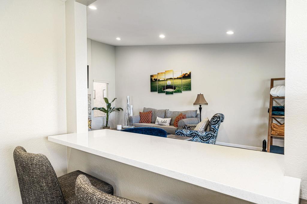 152 Camino Arroyo S