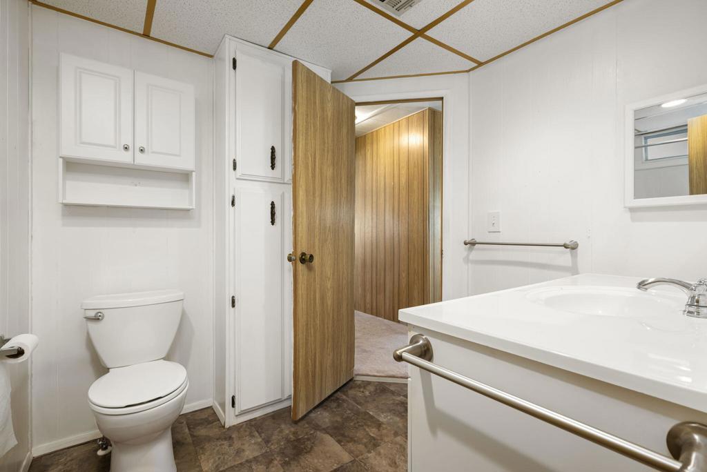 49305 Highway 74 117