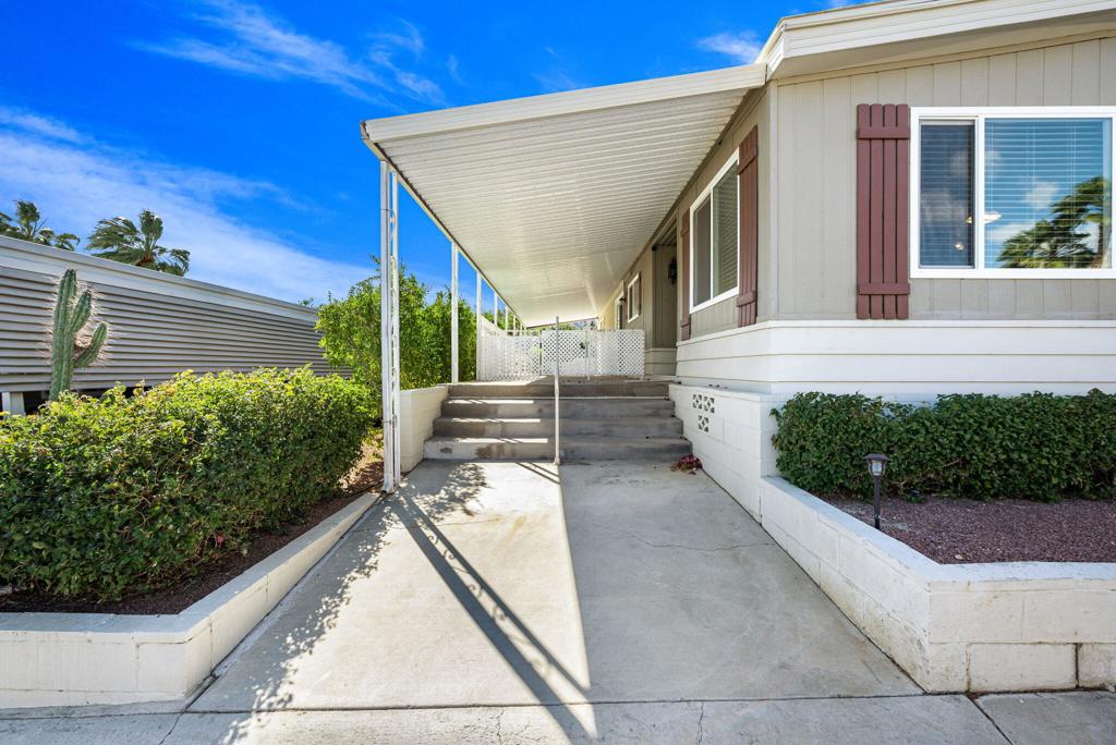 49305 Highway 74 117