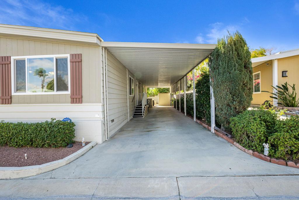 49305 Highway 74 117