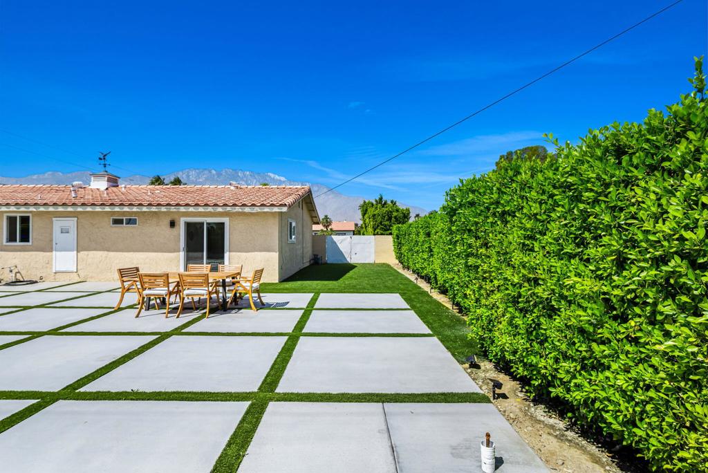 2240 N San Gorgonio Road