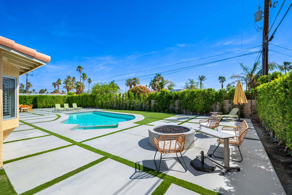 2240 N San Gorgonio Road