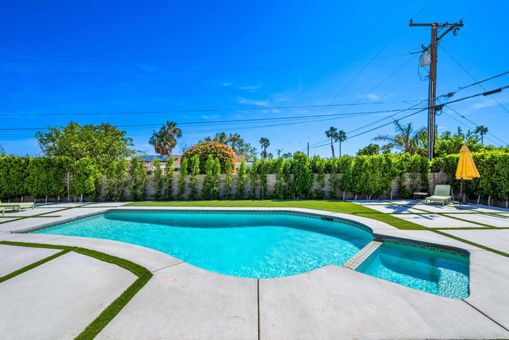 2240 N San Gorgonio Road