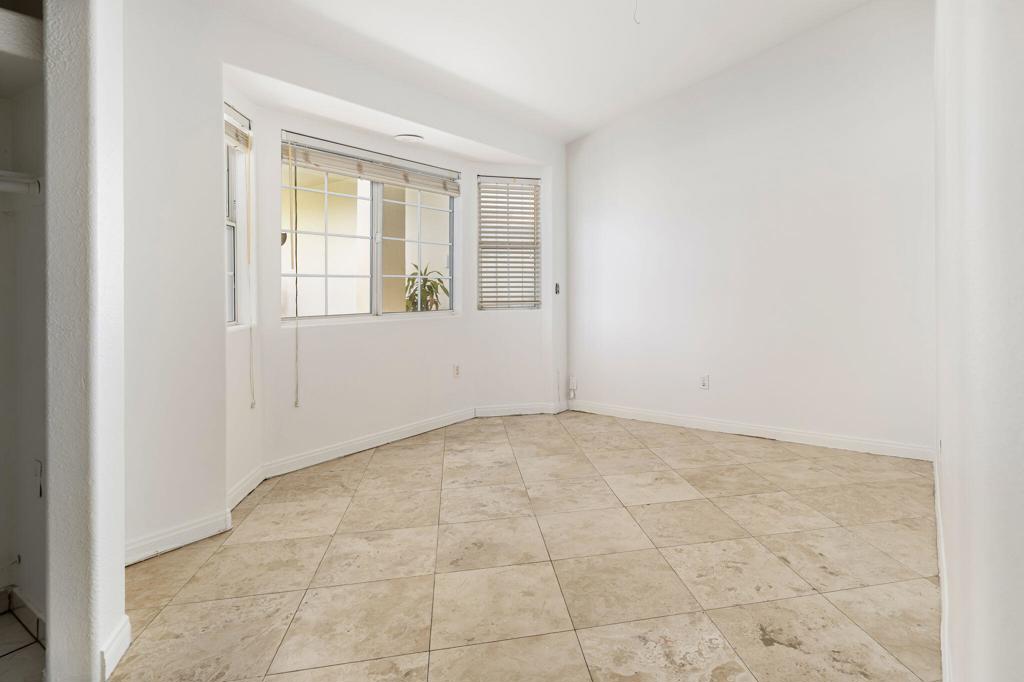 74431 De Anza Way