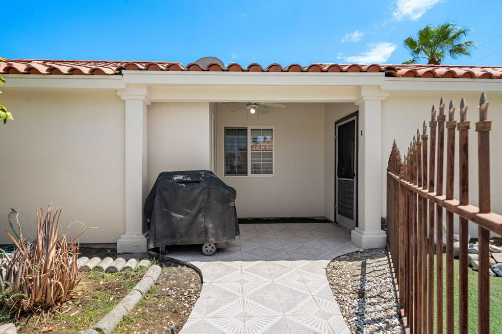 74431 De Anza Way
