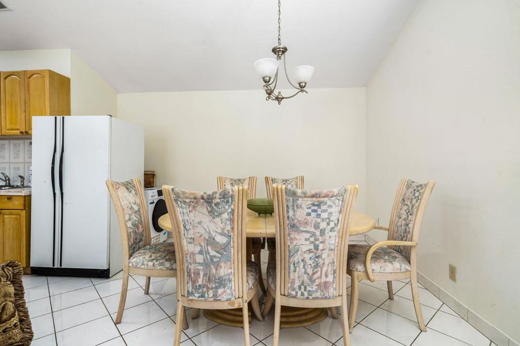 74431 De Anza Way