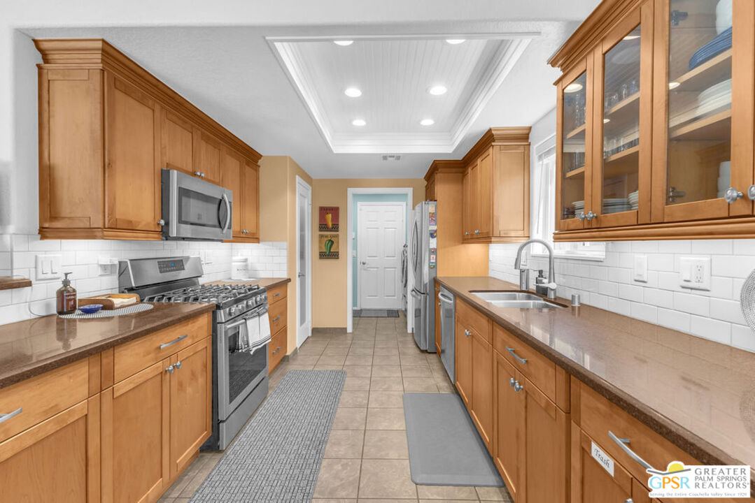 30005 Avenida Alvera