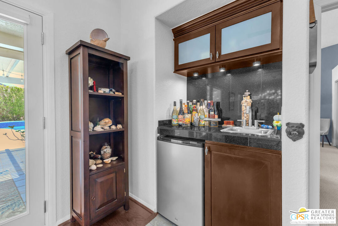 30005 Avenida Alvera