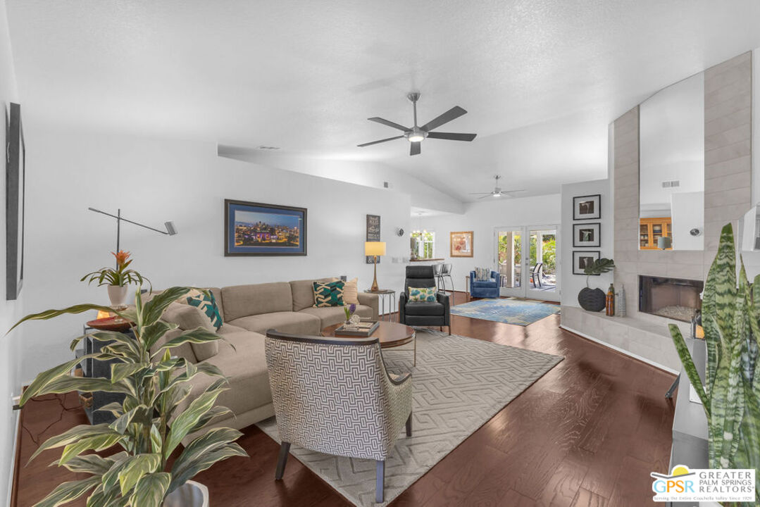 30005 Avenida Alvera