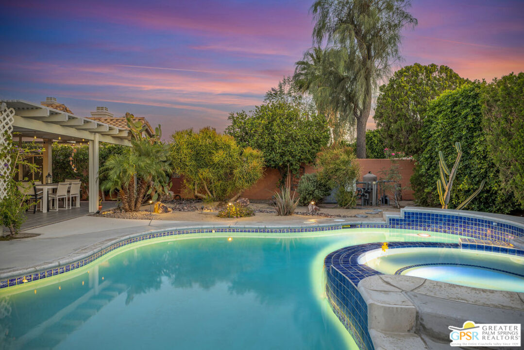 30005 Avenida Alvera