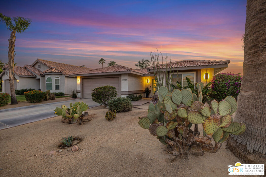 30005 Avenida Alvera