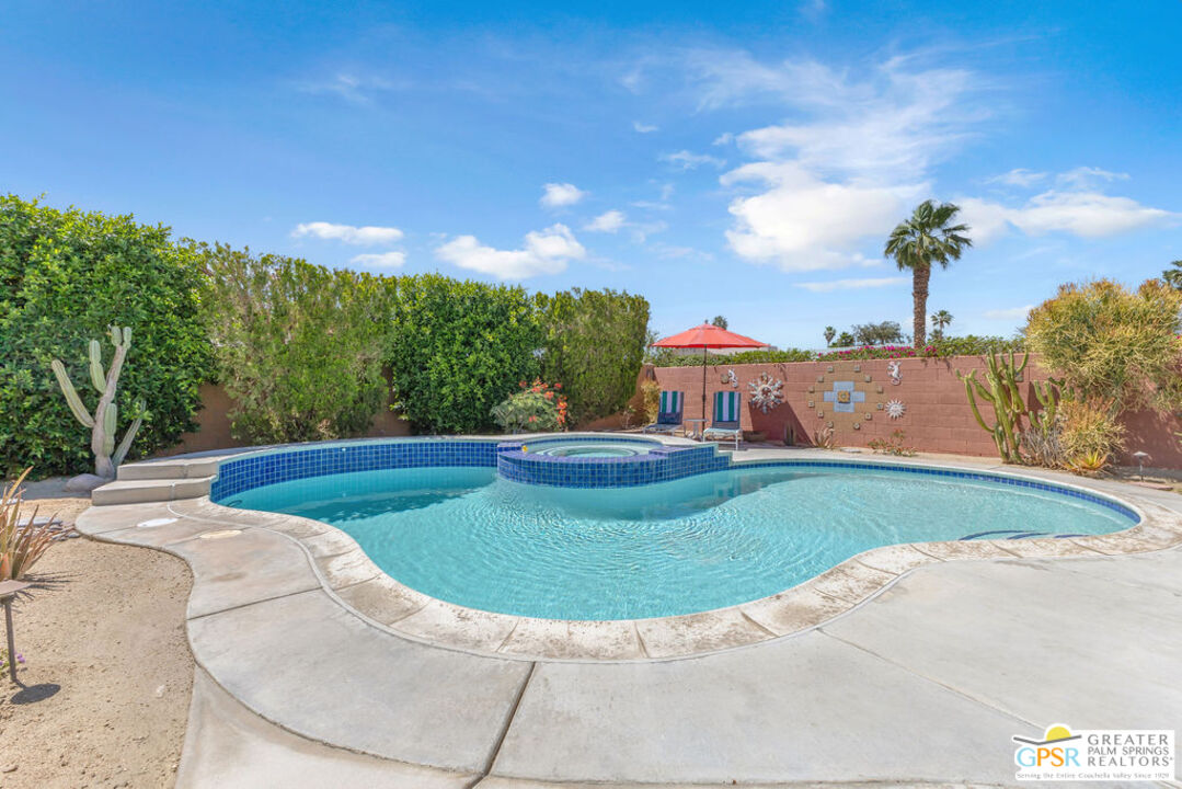 30005 Avenida Alvera