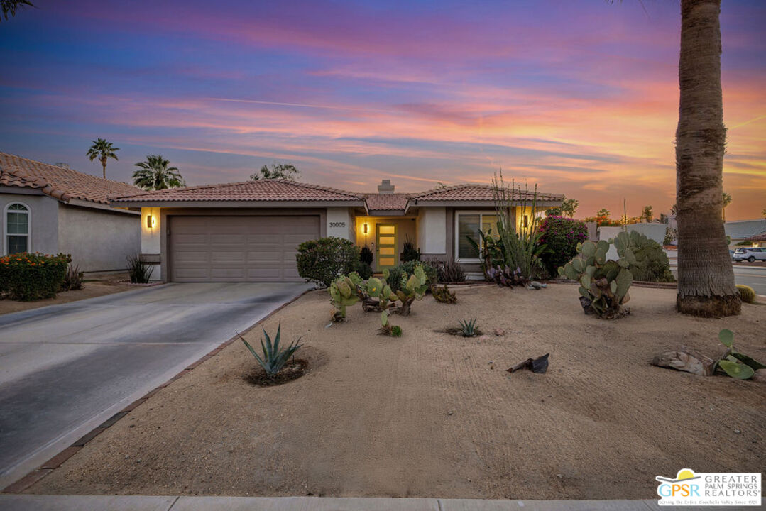 30005 Avenida Alvera