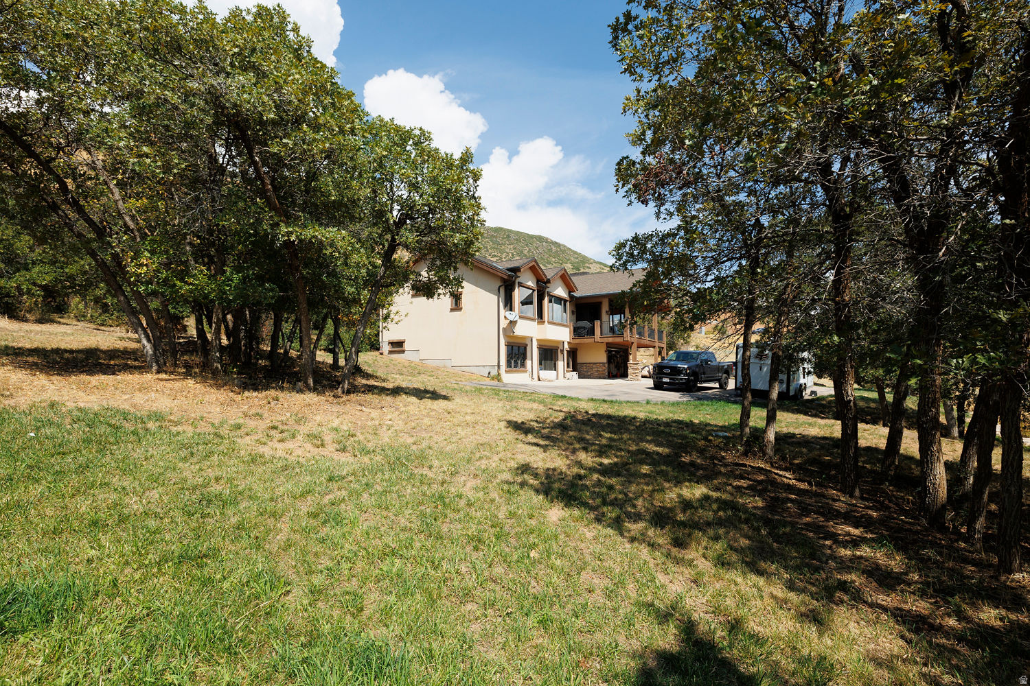 347 LUZERN RD