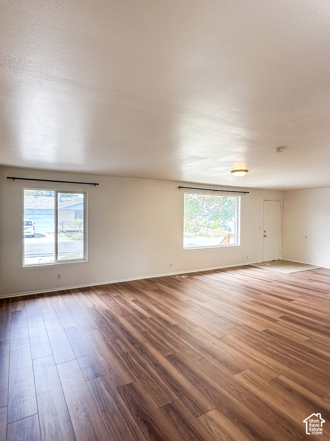 5333 PEACHWOOD CIR