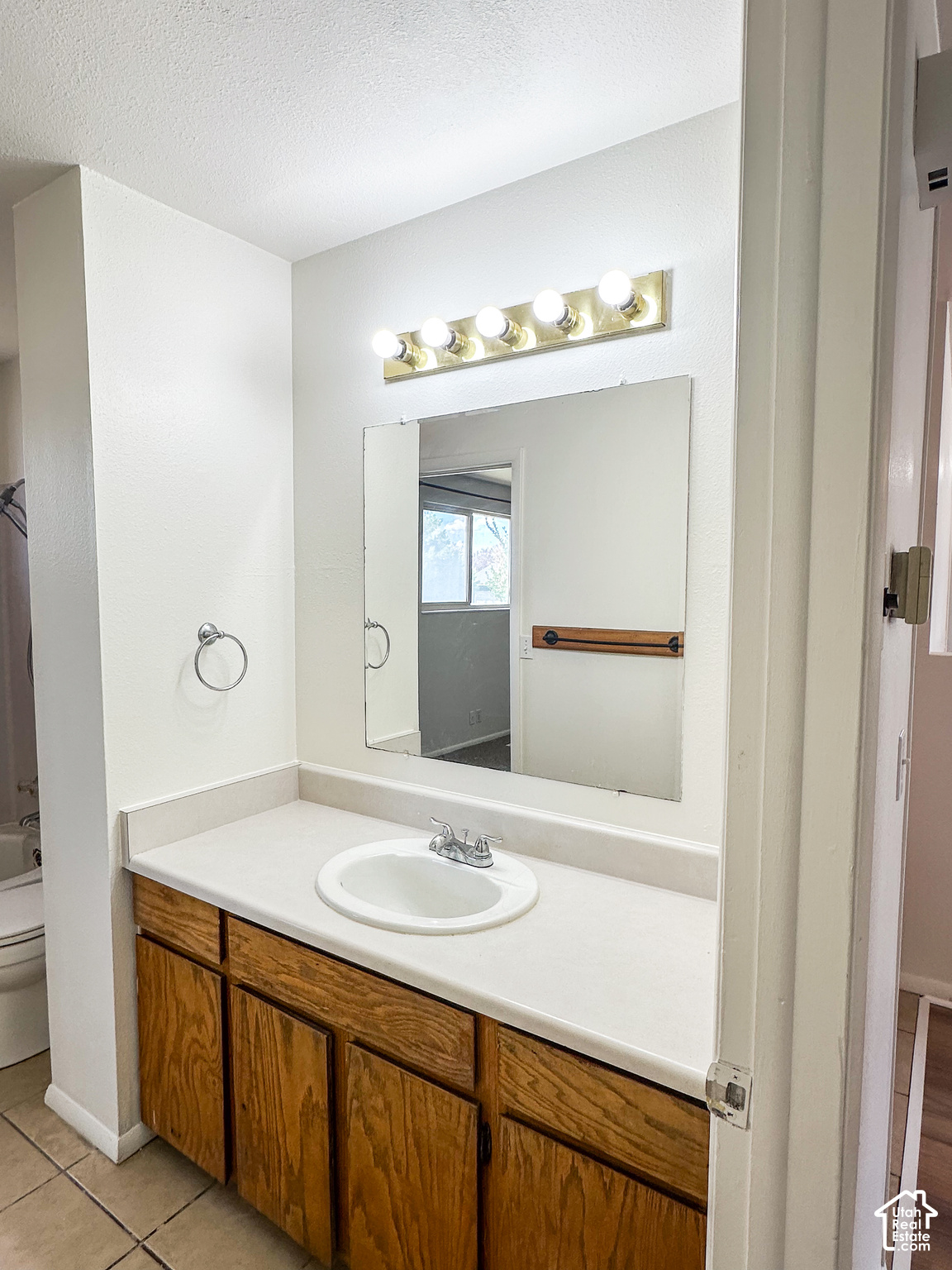 5333 PEACHWOOD CIR