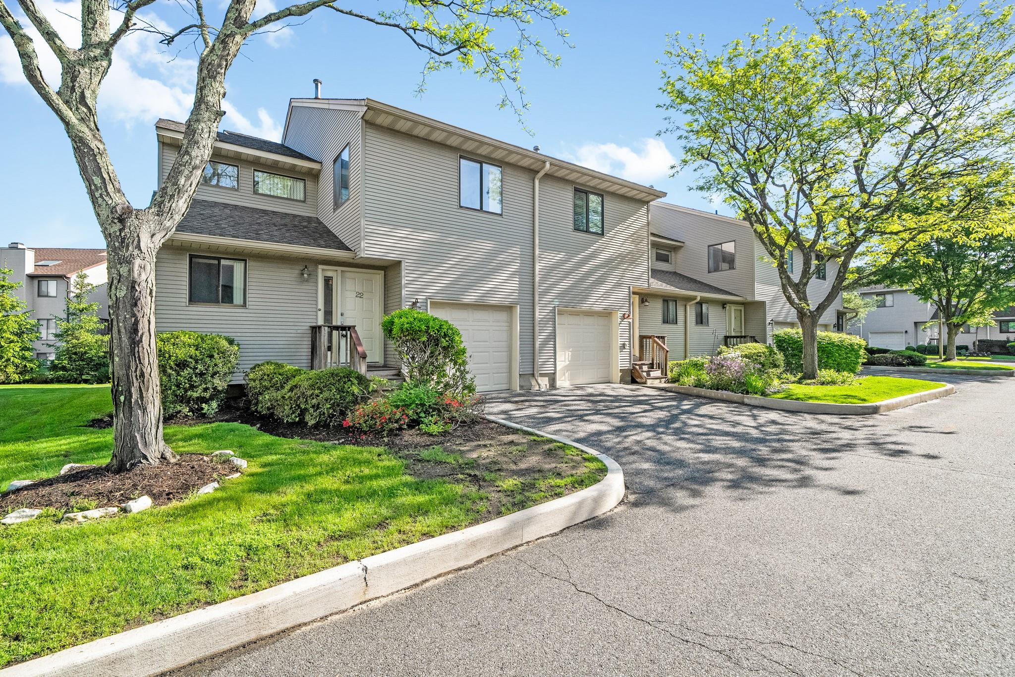 22 Chester Lane