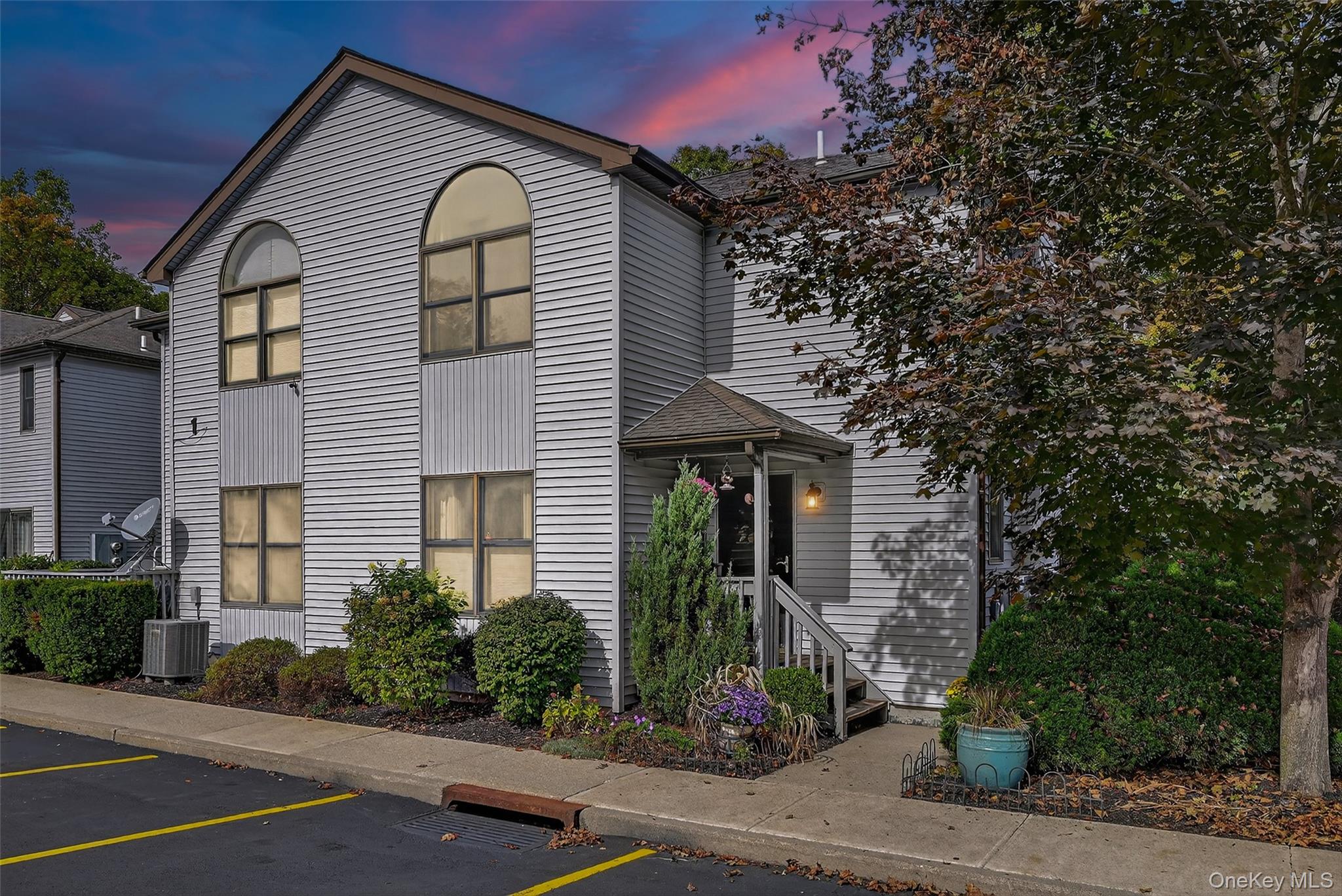 2 Rosa Court