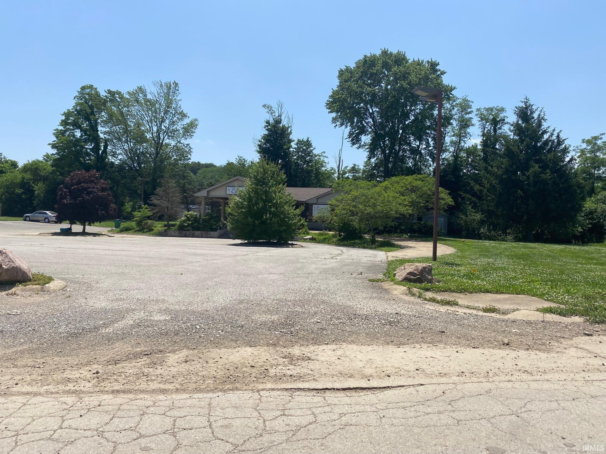 309 E Southview Drive